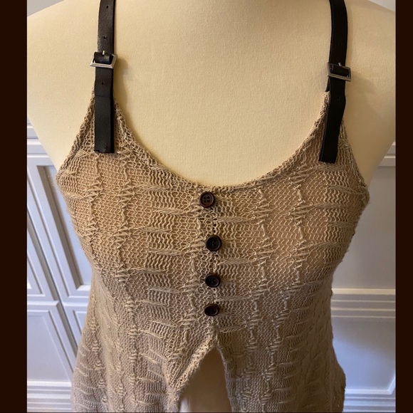 Renaissance Style tunic top w/ Leather Like Straps - Picture 4 of 4